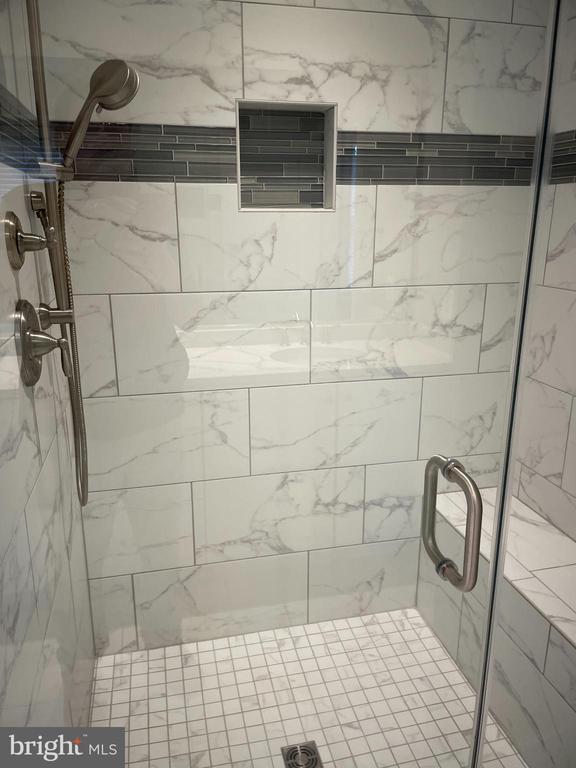 Building Photo - 1318 Ivy Hill Rd