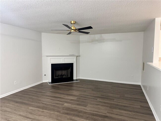 Building Photo - 4228 Defoors Farm Trail