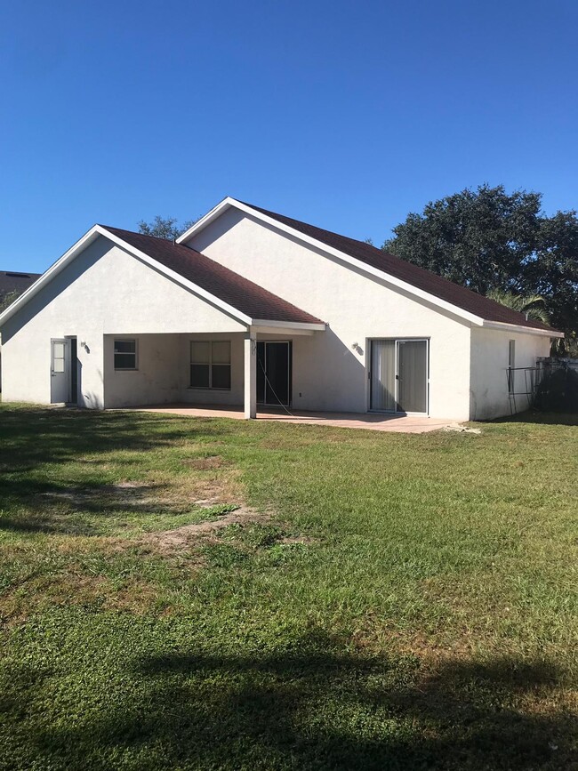 Building Photo - 12107 Bellsworth Way