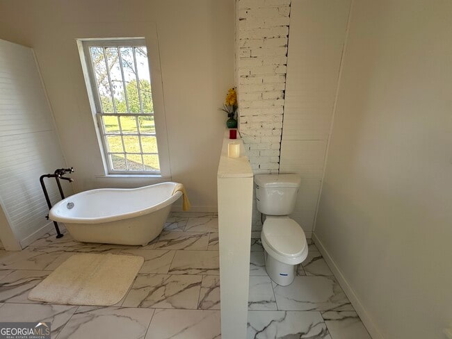 Building Photo - 1318 Lincolnton Hwy