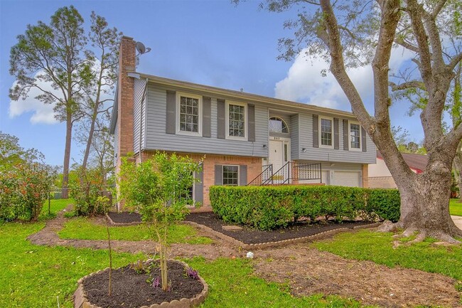 Building Photo - 263 E Castle Harbour Dr