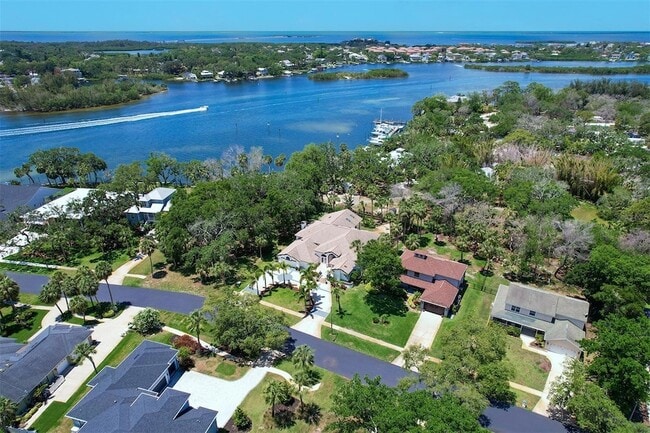 Building Photo - 1705 Meyers Cove Dr