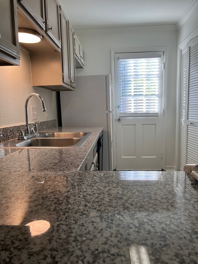 Building Photo - 7091 Perkins Pl Ct