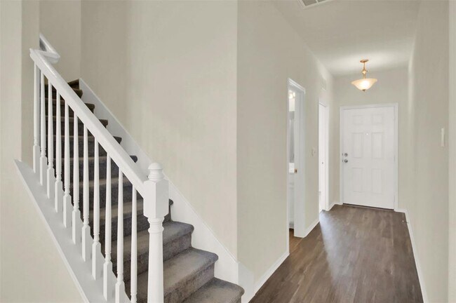 Building Photo - 244 Bayberry Cir