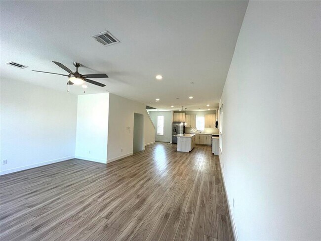 Building Photo - 18720 Centro Main St