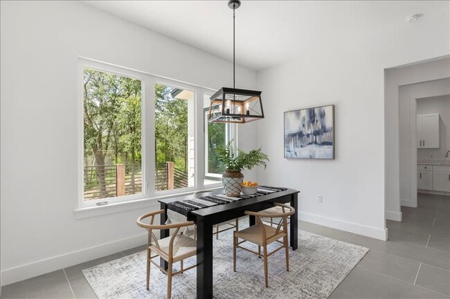 Building Photo - 110 Diamond Head Dr