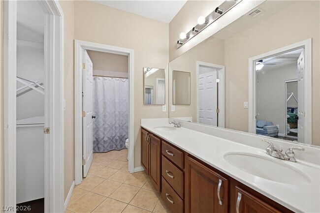 Building Photo - 9801 Turtle Walk Ave