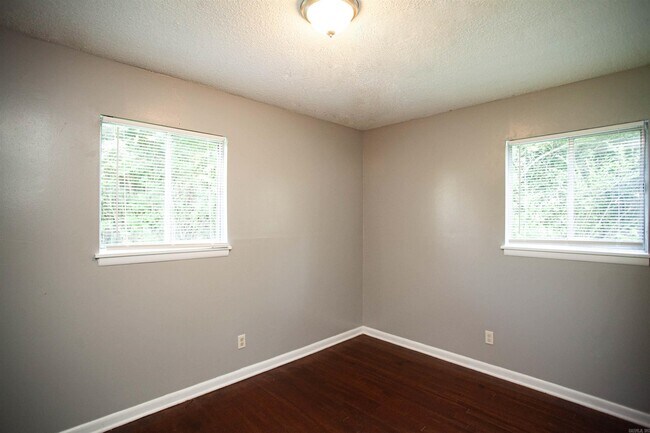 Building Photo - 8615 Winston Dr