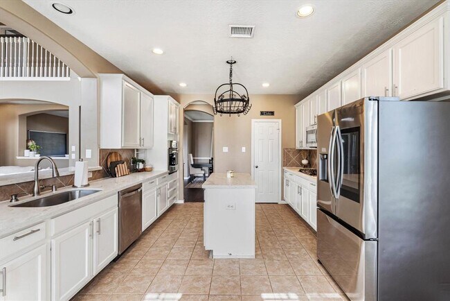Building Photo - 8719 Silver Lure Dr