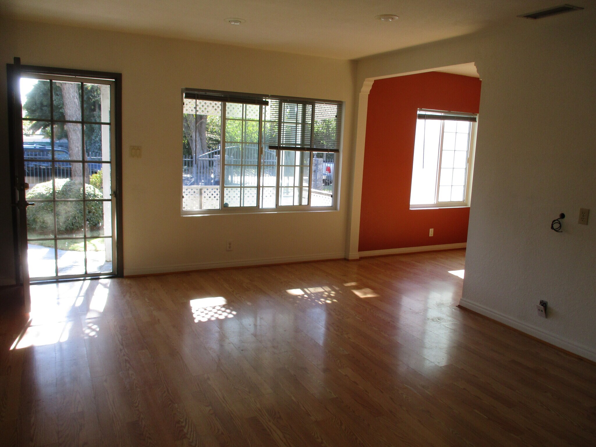 Building Photo - 18649 Chase St