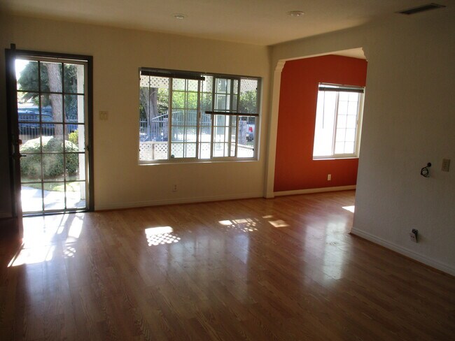 Building Photo - 18649 Chase St