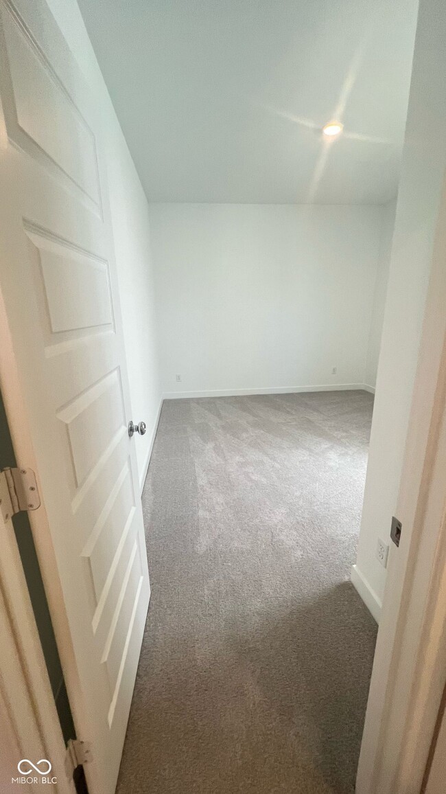 Building Photo - 732 Penrose Pl