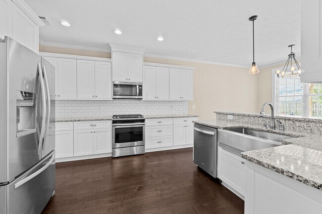 Building Photo - 582 Bunchgrass St