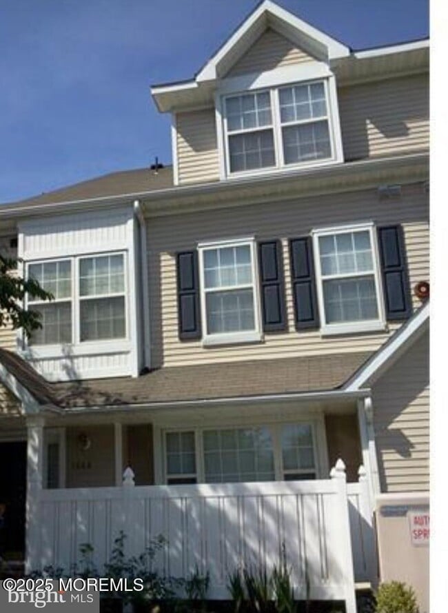 Primary Photo - 1502 Saxony Dr