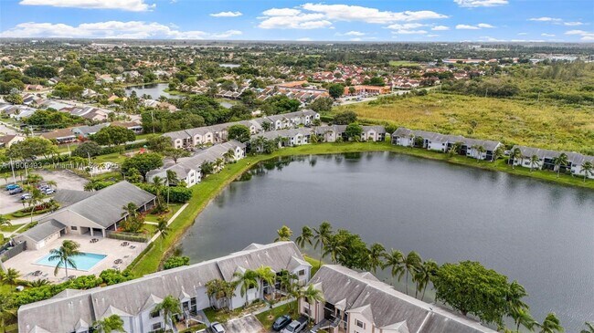 Building Photo - 1211 S Independence Dr