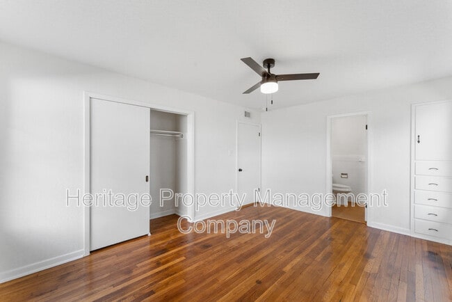 Building Photo - 4407 Bikini Dr