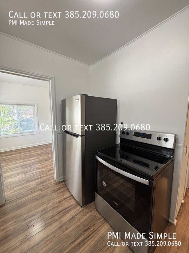 Building Photo - 330 N 300 E