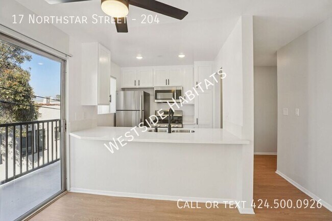 Building Photo - 17 Northstar St