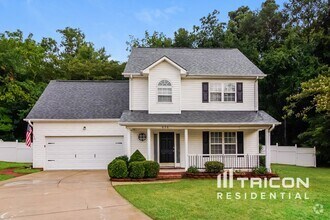Building Photo - 636 Sadler Glen Dr