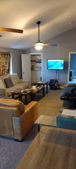 Building Photo - 138 Wilmarth Ave