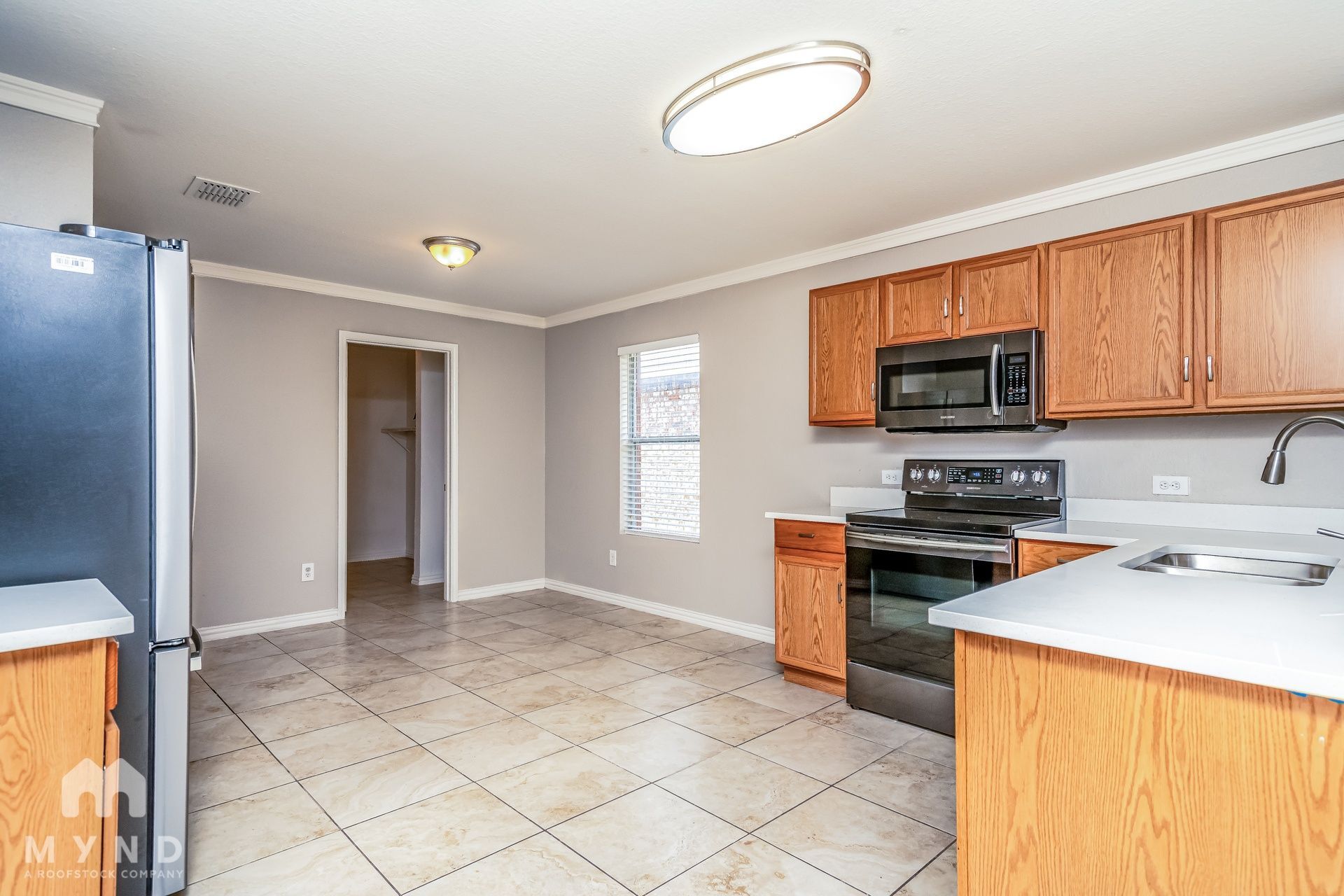 Building Photo - 8924 Sun Haven Way