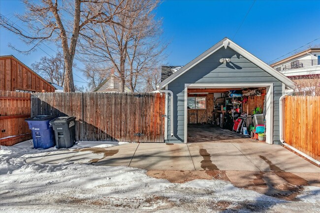 Building Photo - Updated 2BD, 2BA Denver Bungalow with Fenc...