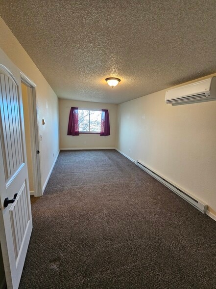 Building Photo - 2610 Gallery View Dr