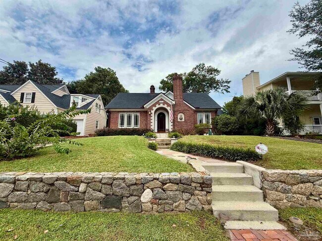 Primary Photo - 1717 Yates Ave