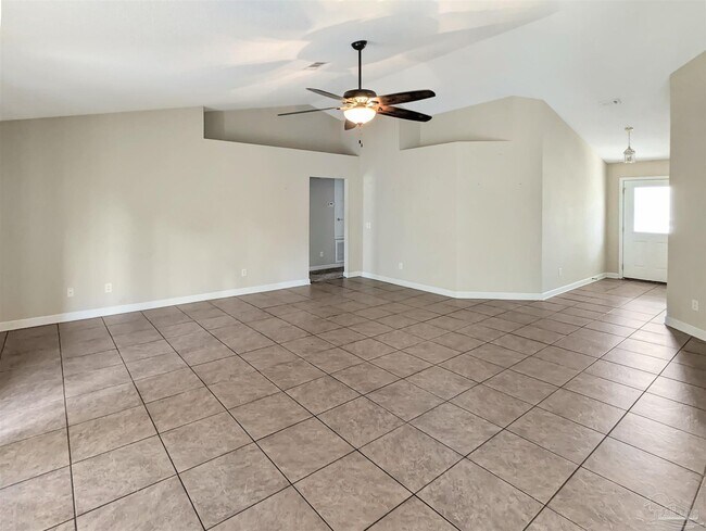 Building Photo - 734 Marlin Spike Dr