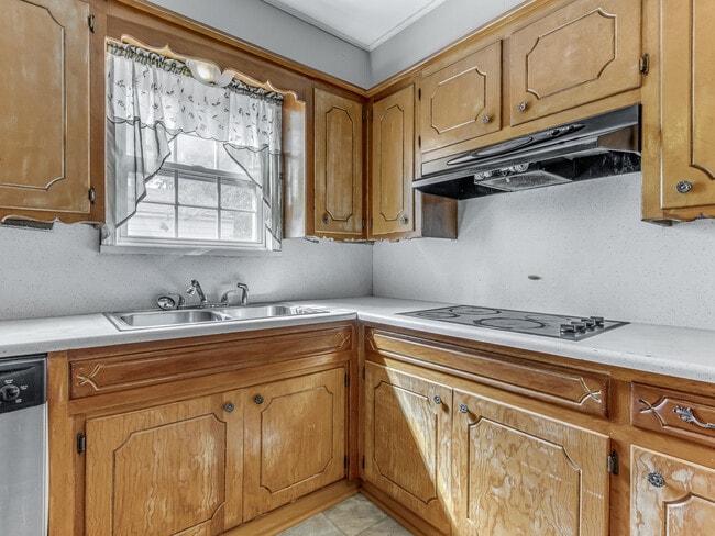 Building Photo - 2609 Mickey Rd