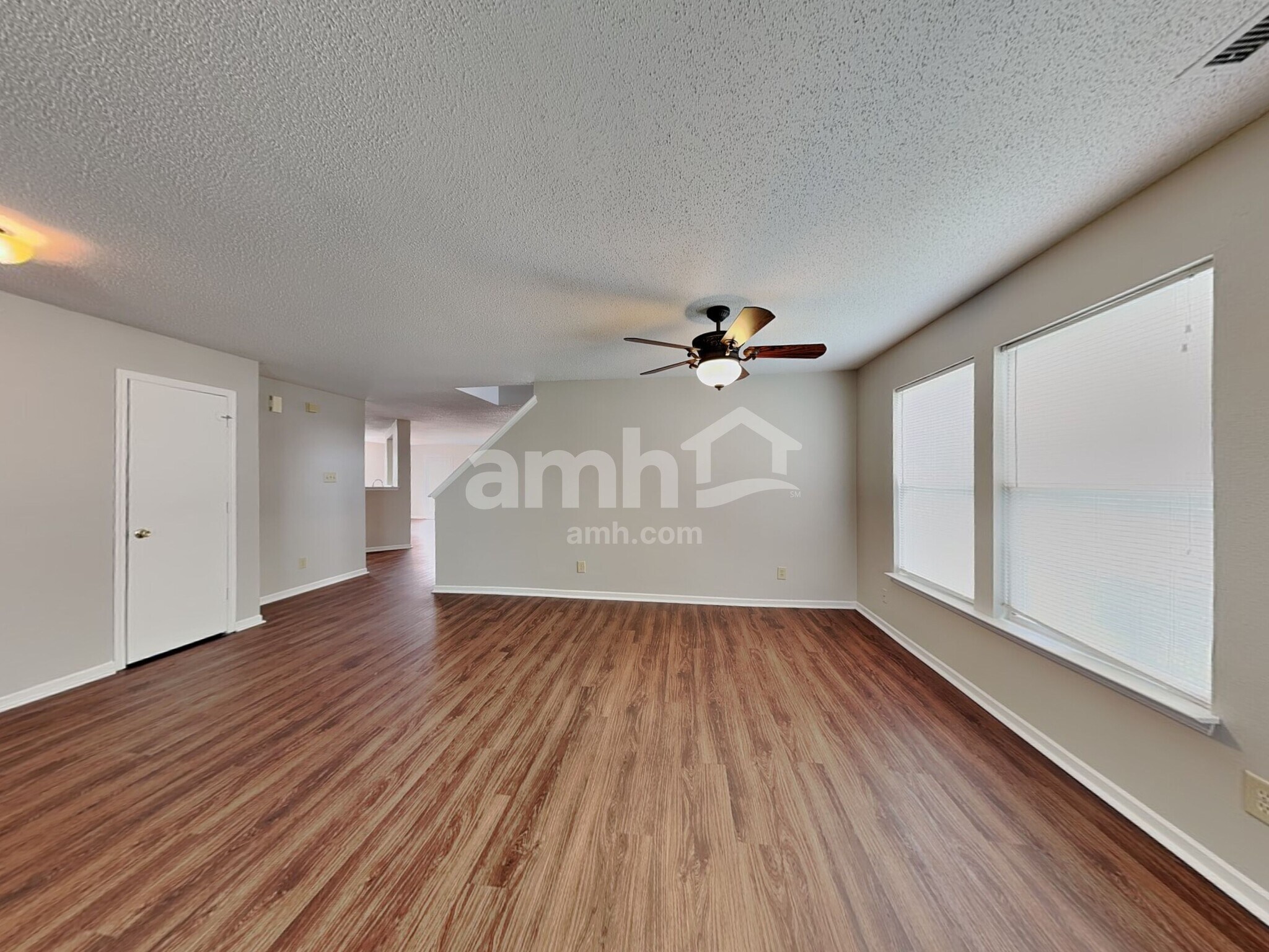 Building Photo - 10296 Kings Gap Way