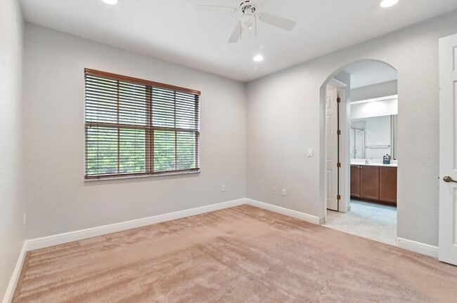 Building Photo - 106 Monterey Bay Dr