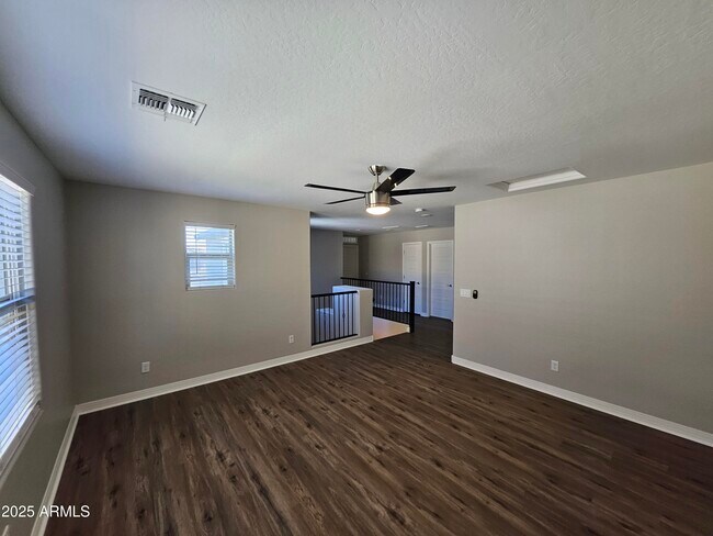 Building Photo - 40537 W Helen Ct