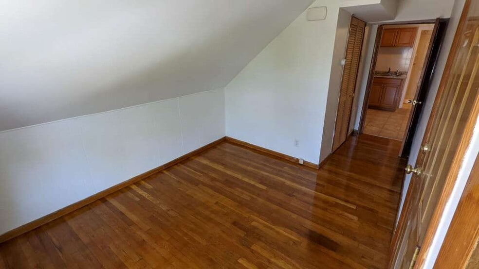 Building Photo - 11 Falmouth St