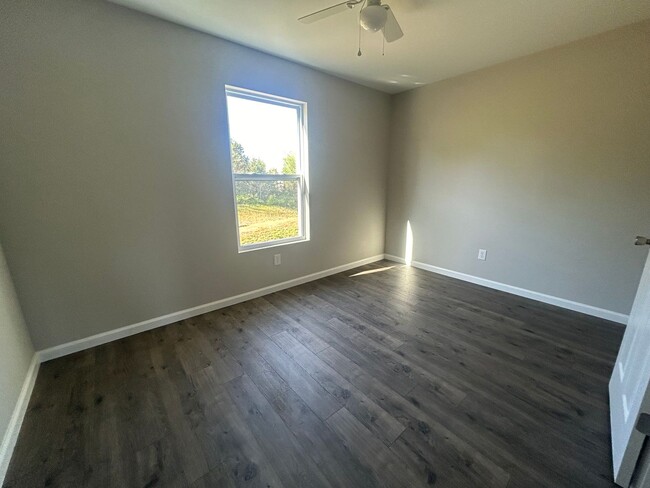 Building Photo - Single Family Home In Union MO