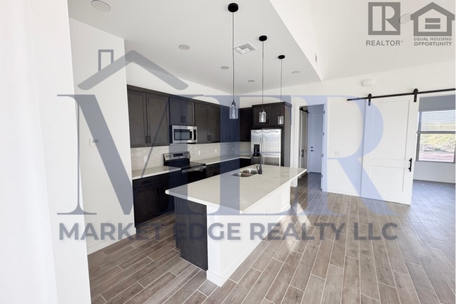 Building Photo - 3Bed/2Bath Home in North Scottsdale! Move-In Ready on 1/1/2026!