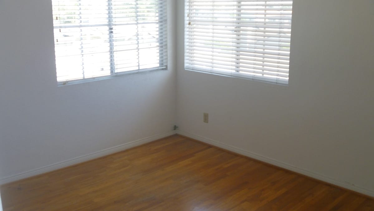 BEDROOM #2: GREAT CITY VIEWS - 2106 Clark Ln