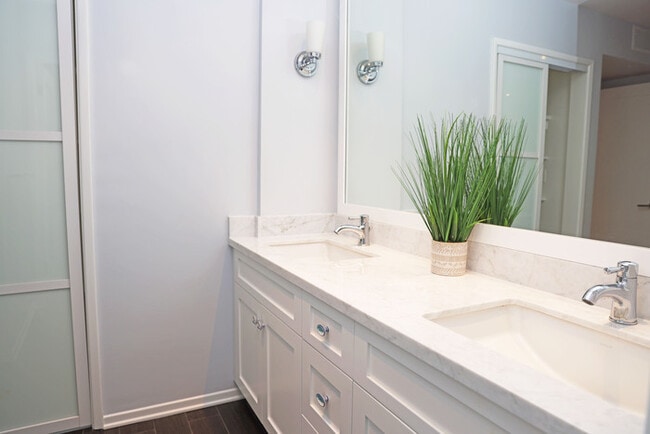 Building Photo - 21703 Ocean Vista Dr