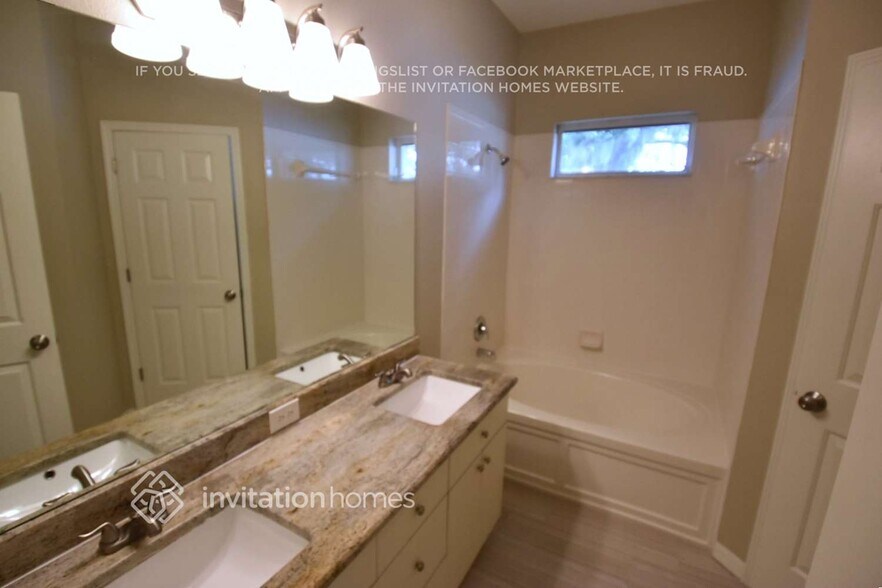 Building Photo - 2531 Butterfly Landing Dr