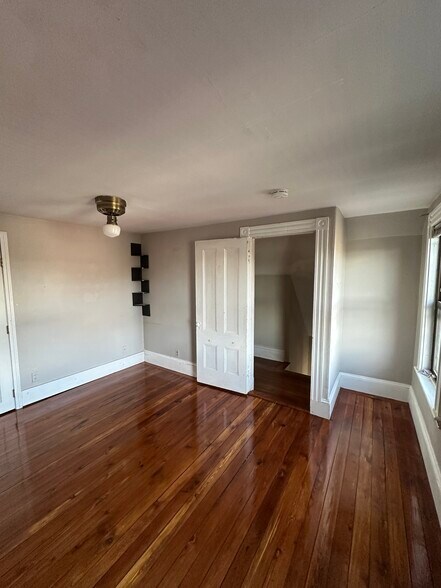 Building Photo - 15 Cushman Rd