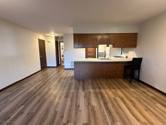 Building Photo - 1 Beaver Creek Dr