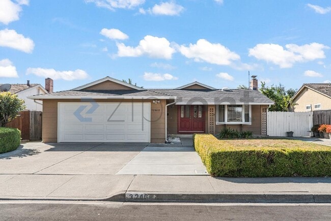 Building Photo - 32468 Deborah Dr