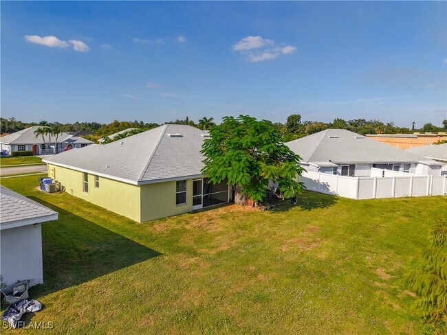 Building Photo - 4906 Majorca Palms Dr