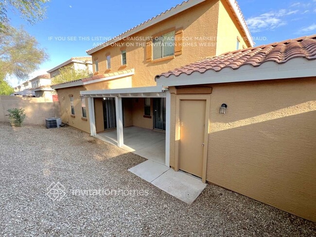 Building Photo - 4708 E Laurel Ave