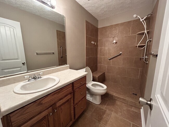 Building Photo - 287 Wrightsburg Way