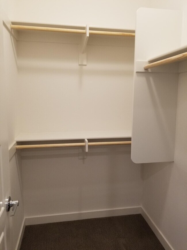 Building Photo - 2137 Stellar Way