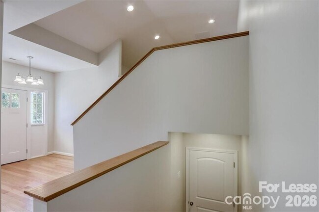 Building Photo - 48 John Halford Ct