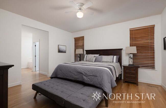 Building Photo - Spacious Bend 3 bed/2 bath Residence w/ Of...