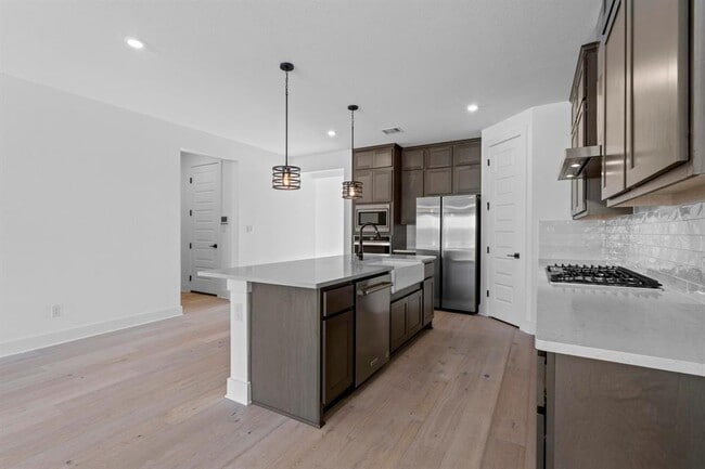 Building Photo - 1325 Castalo Ln