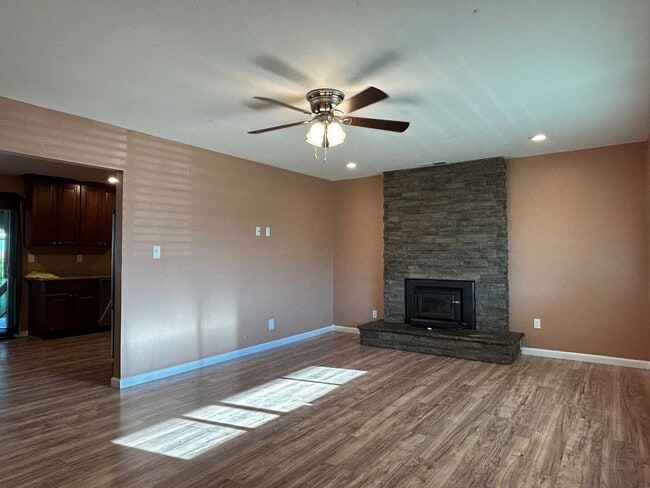 Building Photo - 1972 Fogg Ave